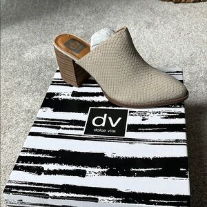 Dolce Vita Textured Tan Mules